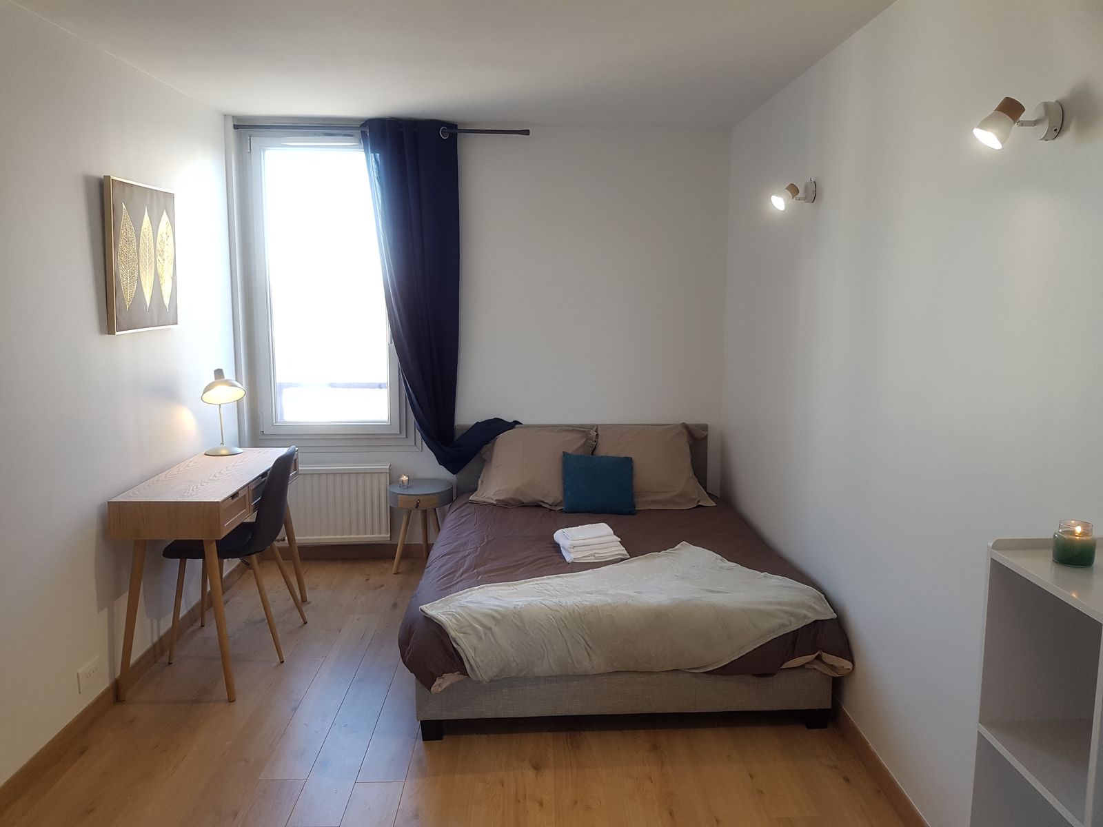 Chambre 1 — grand dressing