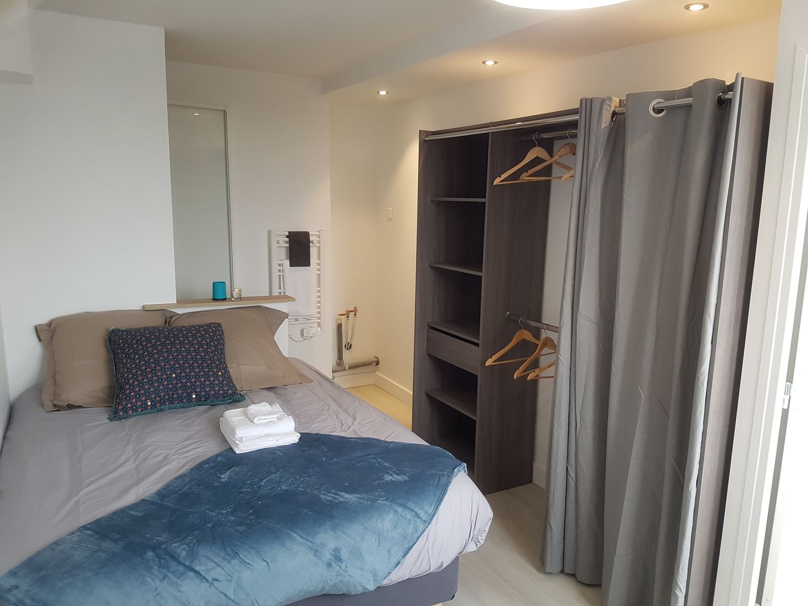 Chambre 3 — douche privative
